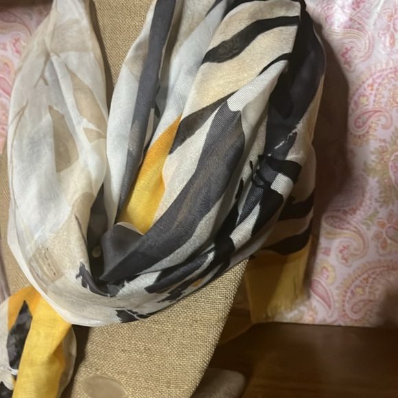 Olsen Europe silk scarf long - Picture 2 of 4